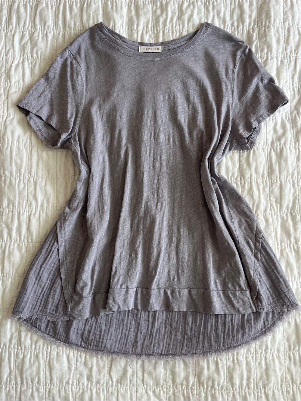 Mododoc Lavender Gray Scoop Neck Short Sleeve Tee with Textured Hem